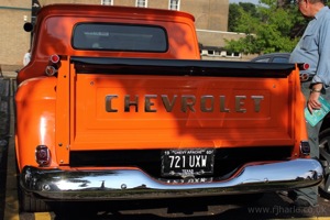 Chevrolet Apache Van