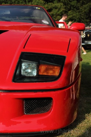 Ferrari F40 (Polarising Lens)
