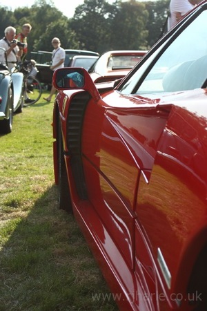 Ferrari F40 (Polarising Lens)